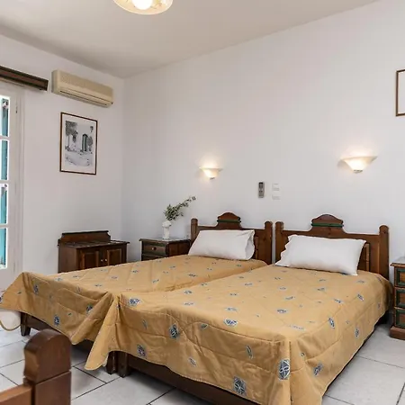 Apartment Golden Silence