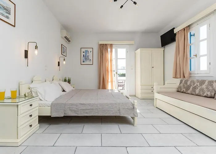 Golden Silence Agios Prokopios (Naxos)