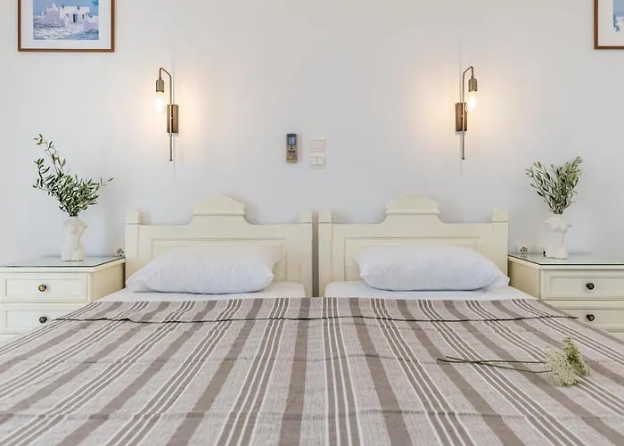 Golden Silence * Agios Prokopios (Naxos)