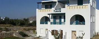 Golden Silence Apartment *