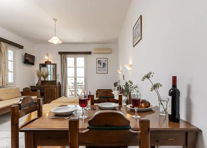 Apartment Golden Silence